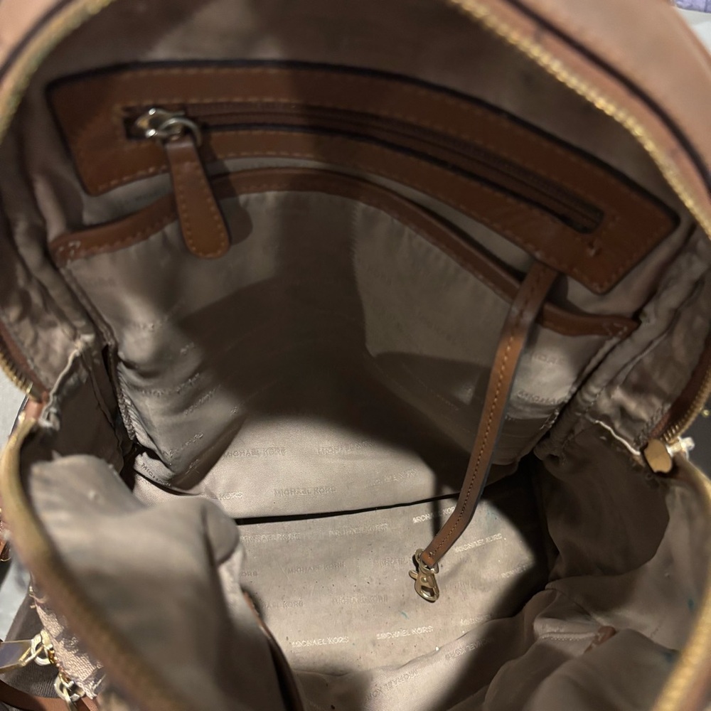 Michael Kors paisley printed canvas and leather backpack - Picture 13 of 14